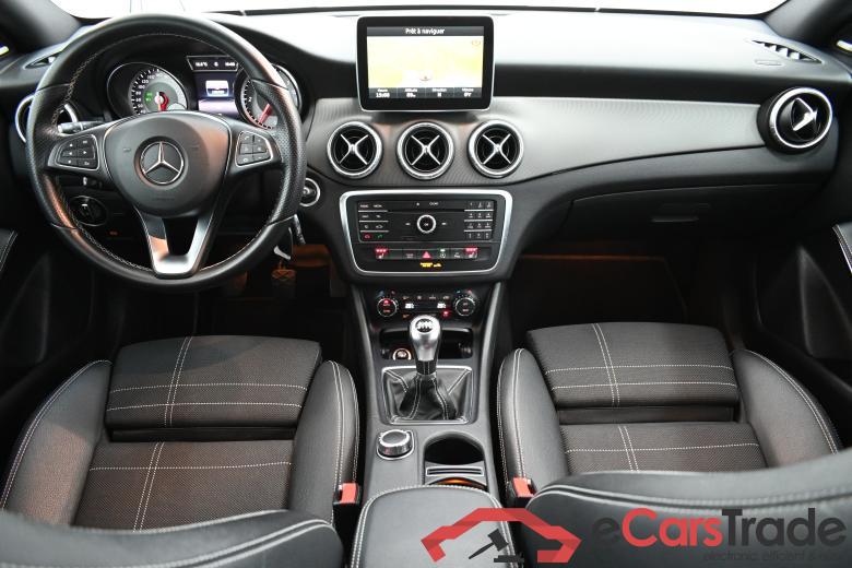 Mercedes CLA 200 d SB Urban Xenon Harman/Kardon Command Navi 1/2 Sport-Leather Klima PDC ... #6