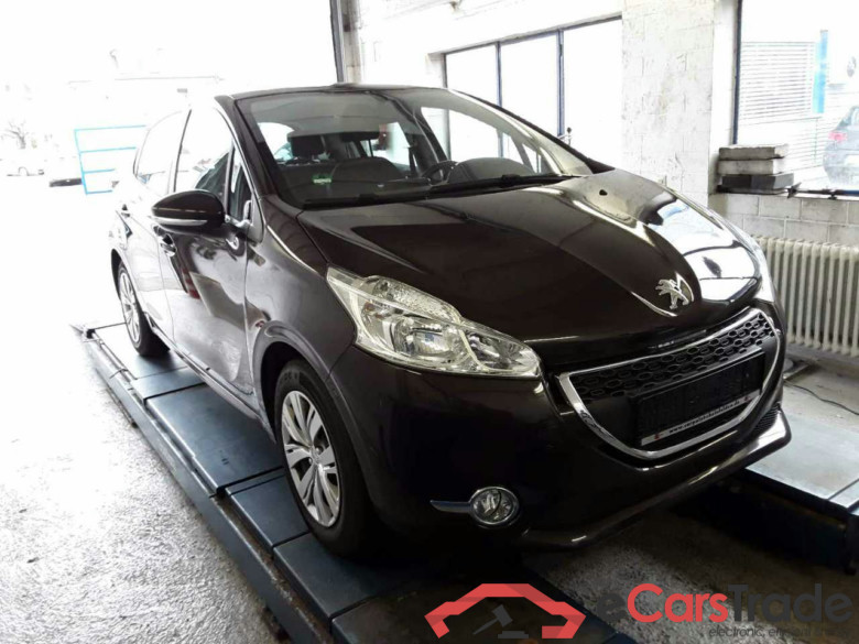 Peugeot Active 208 #2