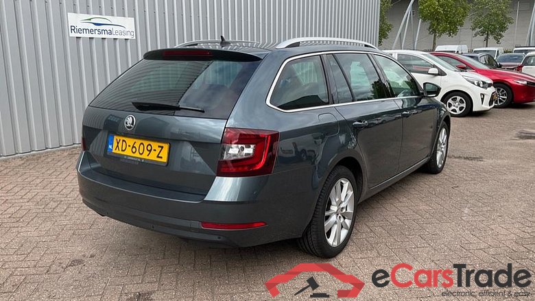 SKODA OCTAVIA COMBI 1.0tsi greentech style business 85kW  #5