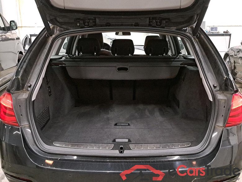 BMW 318 d LED-Xenon Navi KeylessGo Klima PDC ... #6