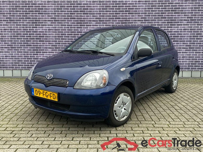 TOYOTA YARIS 1.3-16V VVT-i Luna