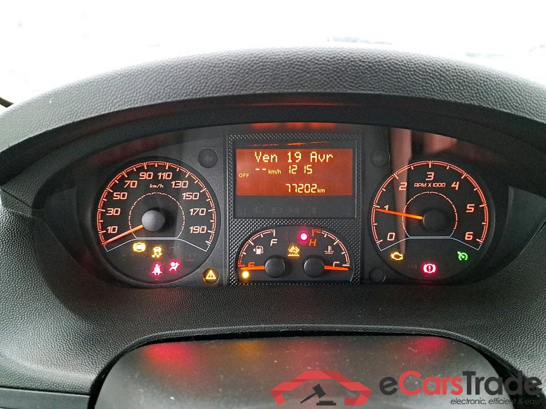 Citroen 33 L2H2 BlueHDi 110 BVM6 Business CITROEN Jumper VU 4p Fourgon 33 L2H2 BlueHDi 110 BVM6 Business #6