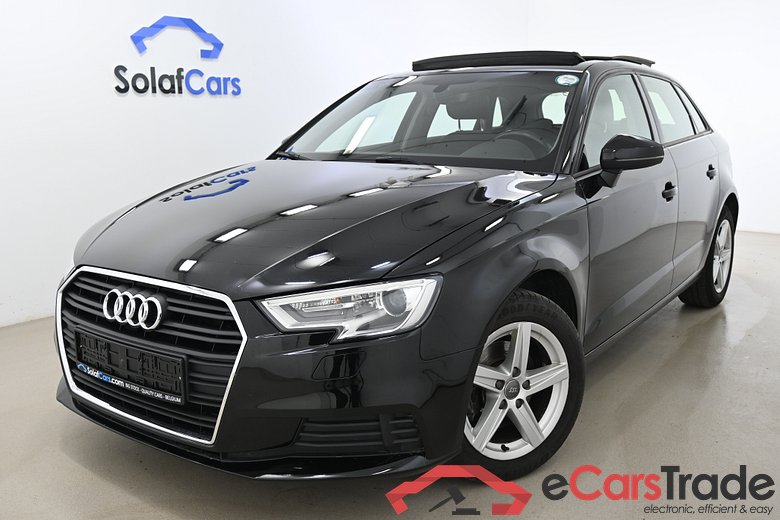 Audi A3 SB 1.6 TDi Aut. Pano LED-Xenon Navi Klima PDC ...