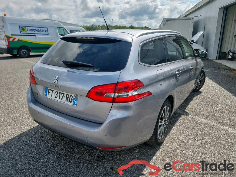 Peugeot 308 SW 1.2 PureTech Allure 130Hp LED-Xenon I-Cockpit Navi Sport-Seats KeylessGo Camera Klima PDC ... #2