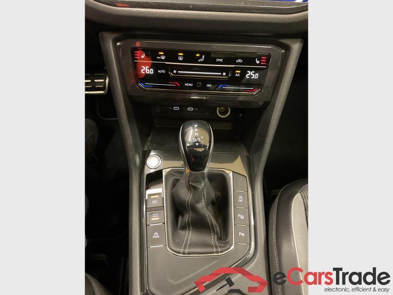 VOLKSWAGEN SUV Tiguan Tiguan R-Line 2.0 l TDI SCR 110 kW (150 PS) 7-speed dual-clutch transmission DSG #5 VOLKSWAGEN SUV Tiguan Tiguan R-Line 2.0 l TDI SCR 110 kW (150 PS) 7-speed dual-clutch transmission DSG #5