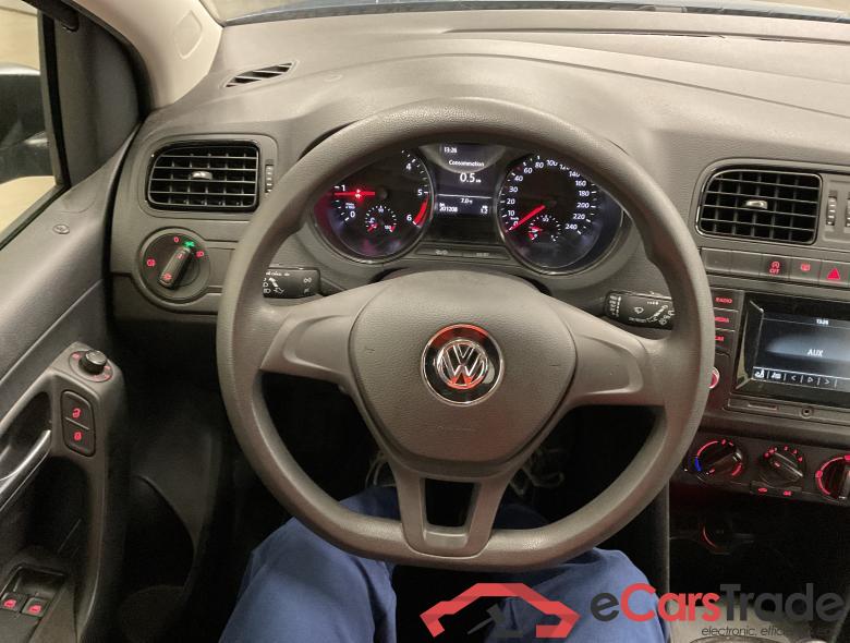 VOLKSWAGEN Polo Polo Trendline 1.4 TDI BlueMotion Technology 55 kW (75 ch) 5 vitesses manuel #6