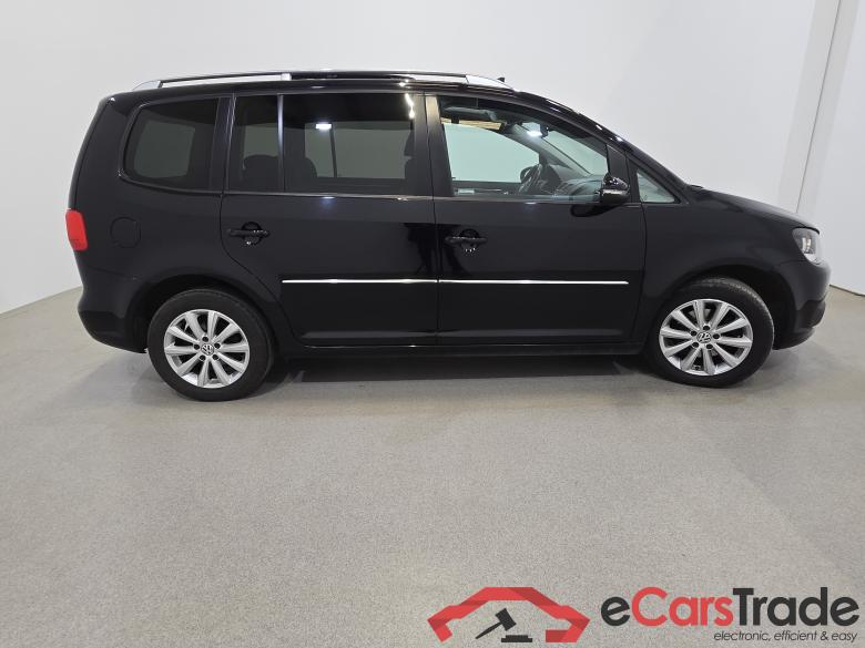 Volkswagen Touran 1.6 TDI Highline Pano Navi Sport-Seats Klima PDC ... #5