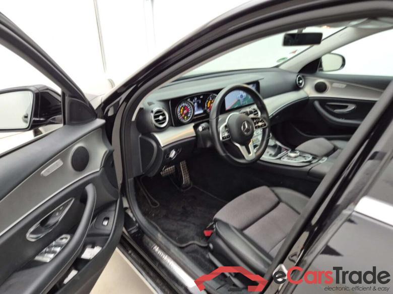 Mercedes E 200d Avantgarde Aut. LED-Xenon Ambient Navi 1/2 Sport-Leather KeylessGo Camera Klima PDC ... #5
