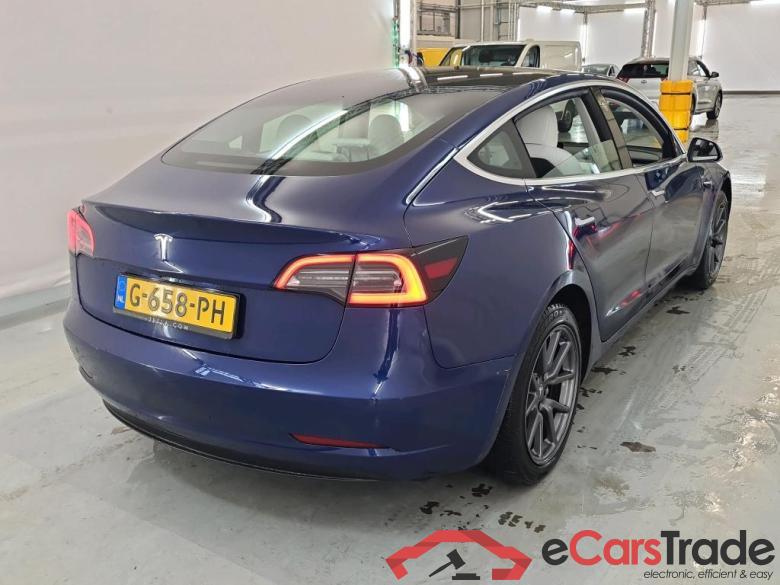 Tesla Model 3 '18 BEV Tesla Model 3 Standard Range Plus RWD 4d #2