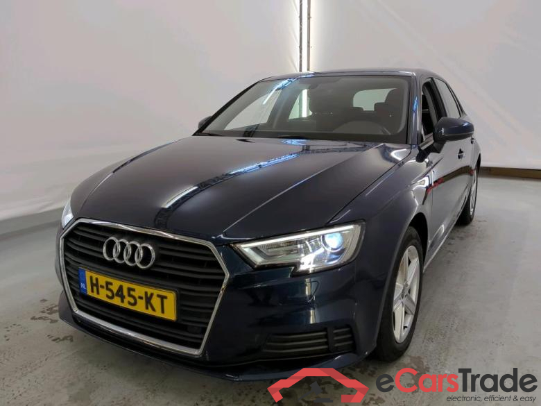Audi A3 Sportback 12-19 Audi A3 Sportback 35 TFSI S tronic Pro Line 5d