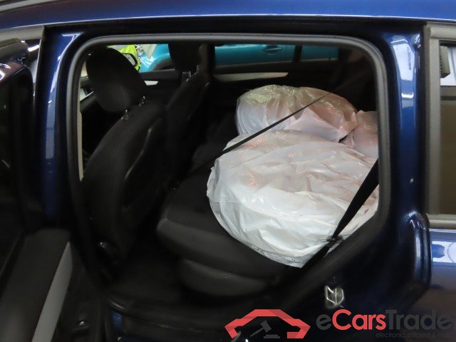 BMW 2-Serie Gr.Tour ´15 Baureihe 2 Gran Tourer 218 d 2.0 110KW AT8 E6dT #1