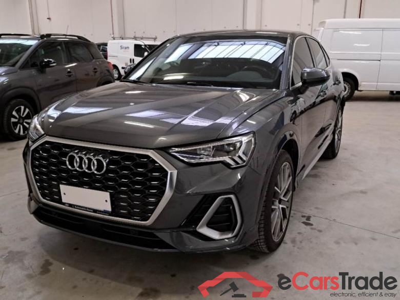 Audi 34 AUDI Q3 SPORTBACK / 2019 / 5P / SUV 45 TFSI E S TRONIC S LINE EDITION