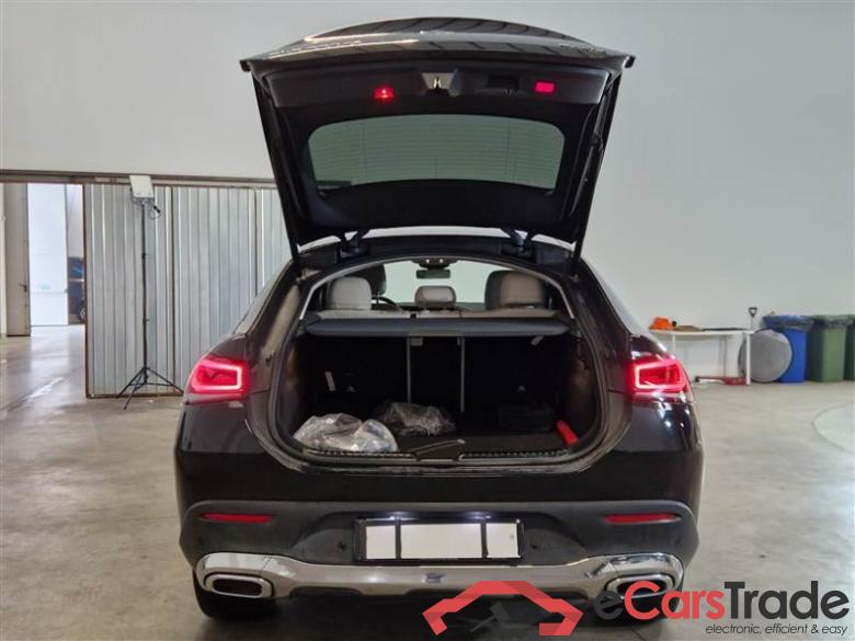 Mercedes 19 MERCEDES-BENZ GLE COUPÉ / 2020 / 5P / SUV GLE COUPÈ 350 DE 4MATIC EQ-POWER SPORT #5