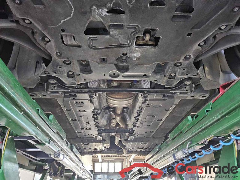 Volvo XC60 (03.2017->) DE - SUV5 B4 (Diesel) 2WD EU6d, Momentum Pro Mild-Hybrid (EURO 6d), (Facelift) 2021 - 2022 #5