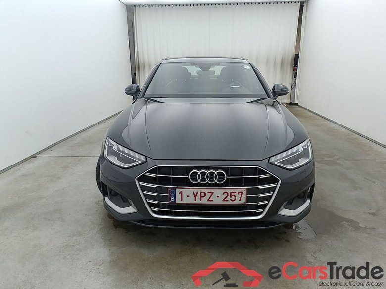 Audi A4 2.0 30 TDi 100kW S tr Adv Business Ed 4d