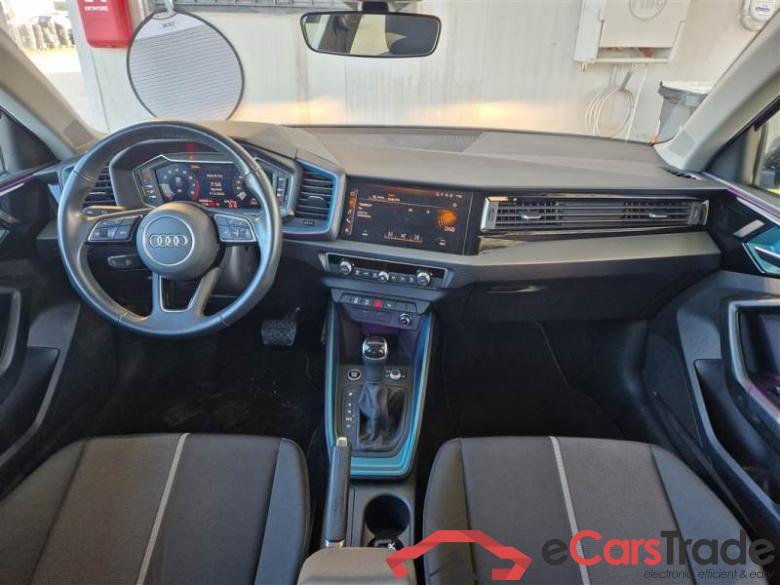 Audi 10 AUDI A1 CITYCARVER / 2018 / 5P / BERLINA 30 TSI S TRONIC CITYCARVER IDENTITY CON. #3