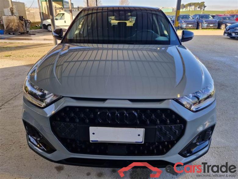 Audi 10 AUDI A1 CITYCARVER / 2018 / 5P / BERLINA 30 TSI S TRONIC CITYCARVER IDENTITY CON. #6