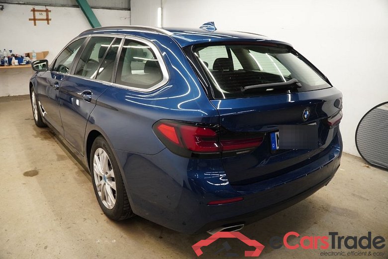 BMW 5-Serie Touring ´16 Baureihe 5 Touring 520 d 2.0 140KW AT8 E6d #3