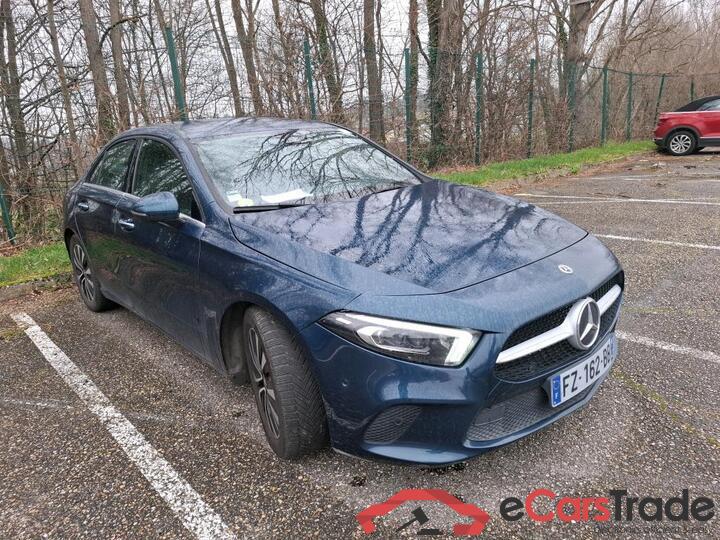 Mercedes A 200d Limousine Aut. LED-Multibeam Widescreen Navi Ambient 1/2 Sport-Leather KeylessGo Camera Klima PDC ... #2