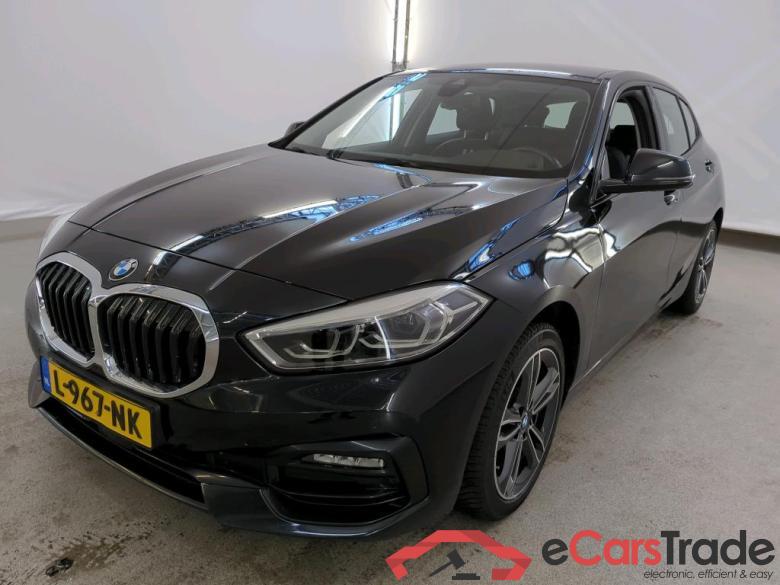 BMW 1 Serie '19 BMW 1 Serie 118iA Corporate Executive Sport 5d #1