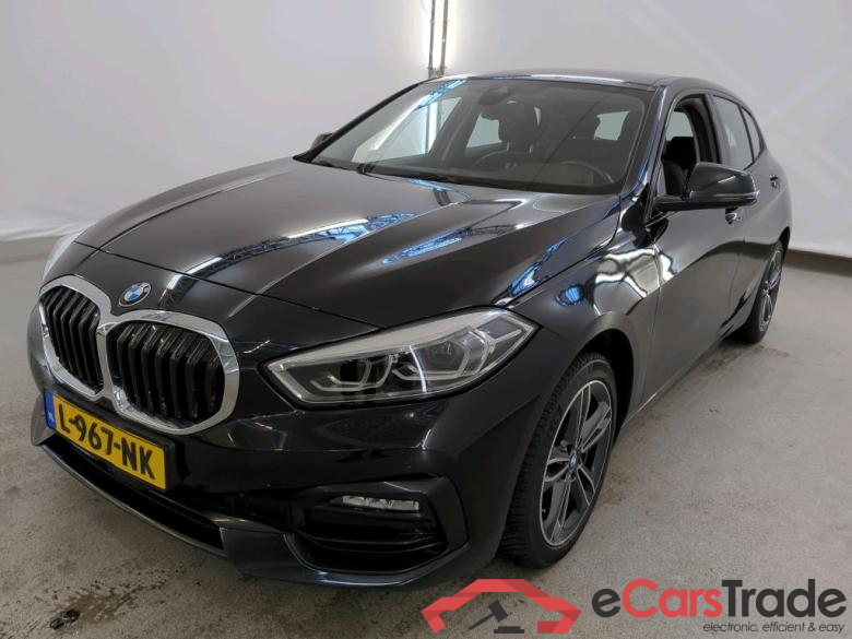 BMW 1 Serie '19 BMW 1 Serie 118iA Corporate Executive Sport 5d