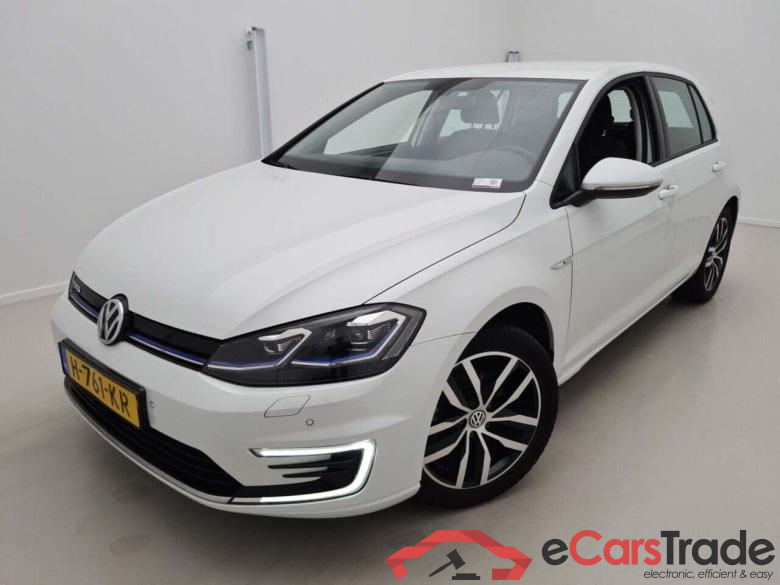 VOLKSWAGEN e-Golf e-Dition