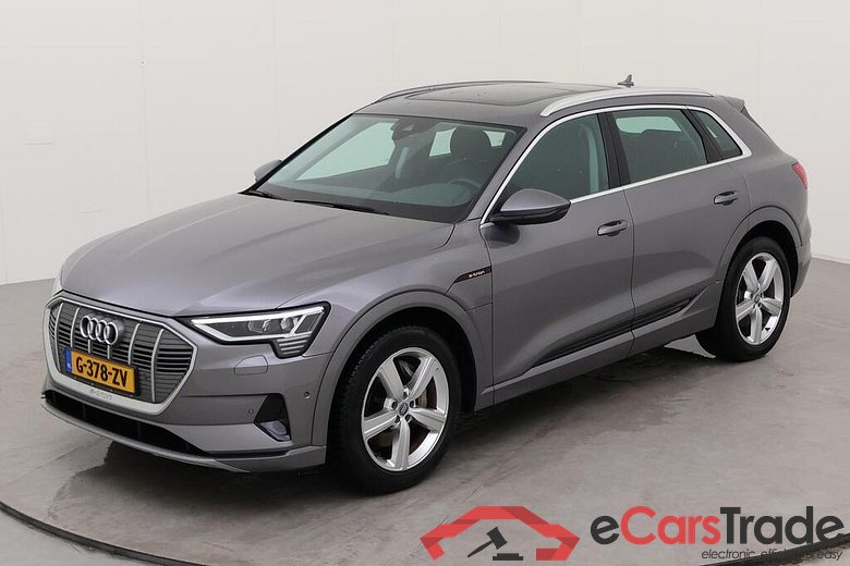 AUDI e-tron  #1
