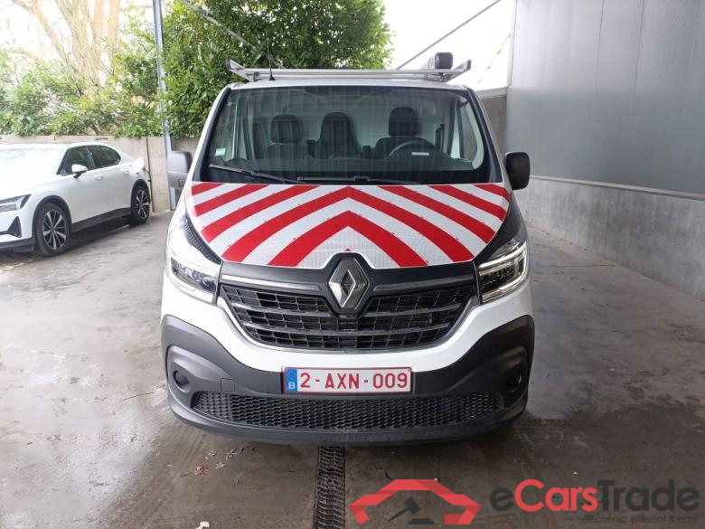 Renault Trafic L2H1 dCi 120 Grand Confort 2.9T 4d