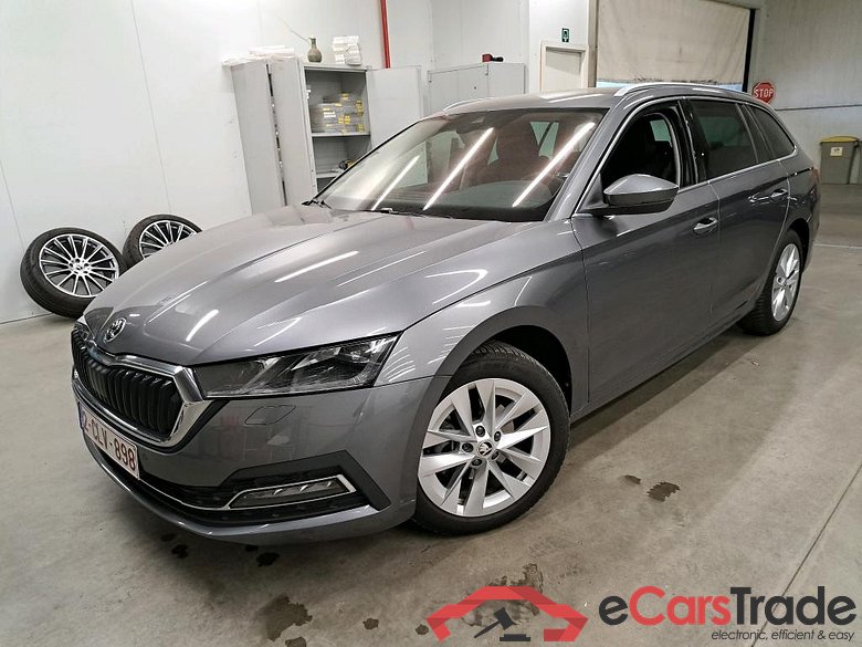 SKODA - SKO OCTAVIA COMBI 1.0 TSI eTec 110PK DSG7 Clever+ & Leather Pack  * PETROL *
