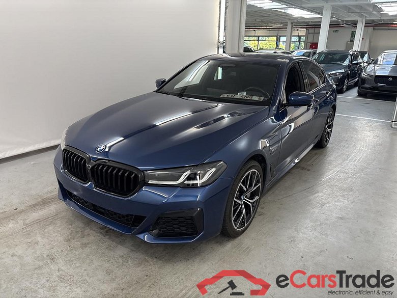 BMW 5 SERIES BERLINE 2.0 530E 185KW XDRIVE AUTO Driving Assistant Professional M sports