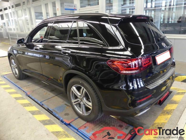 Mercedes GLC ´15 GLC -Klasse GLC 400 d 4Matic (253.923)AMG 2.9 AMG Line 243KW AT9 E6d #3