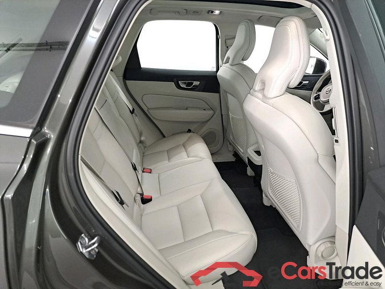 VOLVO XC60 2.0 B4 P GEARTRONIC INSCRIPTION Tech & Park Assist Winter #6