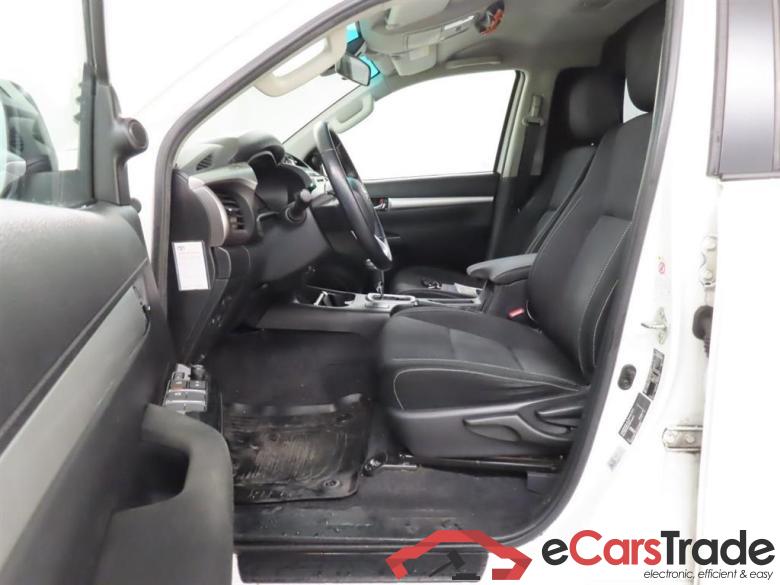 TOYOTA HILUX 2.4 D-4D-F DC Prof. #5