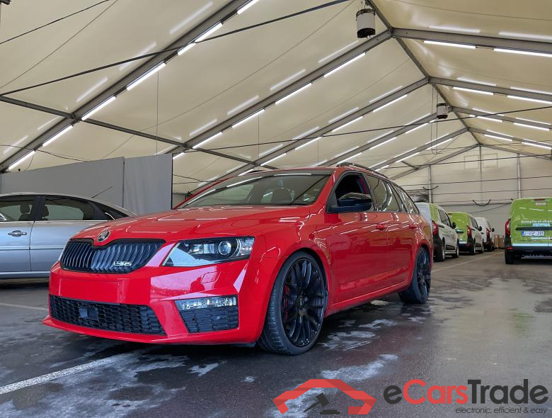 SKODA Octavia Combi RS OCT.COM RS230FS169/2.0A6F