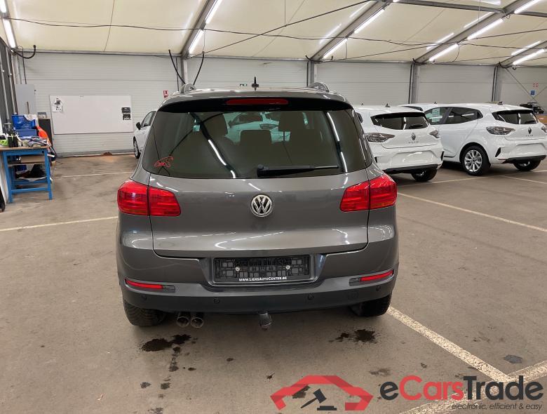 VOLKSWAGEN Tiguan Tiguan Trend & Fun 2.0 TDI SCR BlueMotion Technology 81 kW (110 ch) 6 vitesses manuel #4