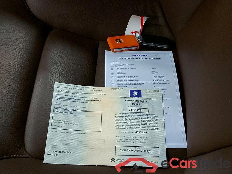 VOLVO - VOL XC60 B4 D 197PK Geartronic Momentum Pro & Pack Business With Moritz Leather Seats & IntelliSafe Surround #4