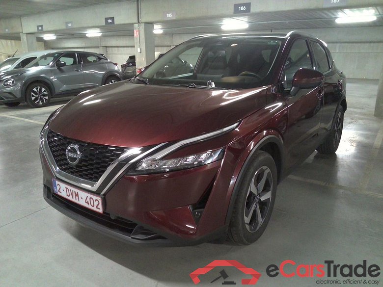 QASHQAI MY23 Mild-Hybrid 140 MT 2WD N-connecta  Design Pack                