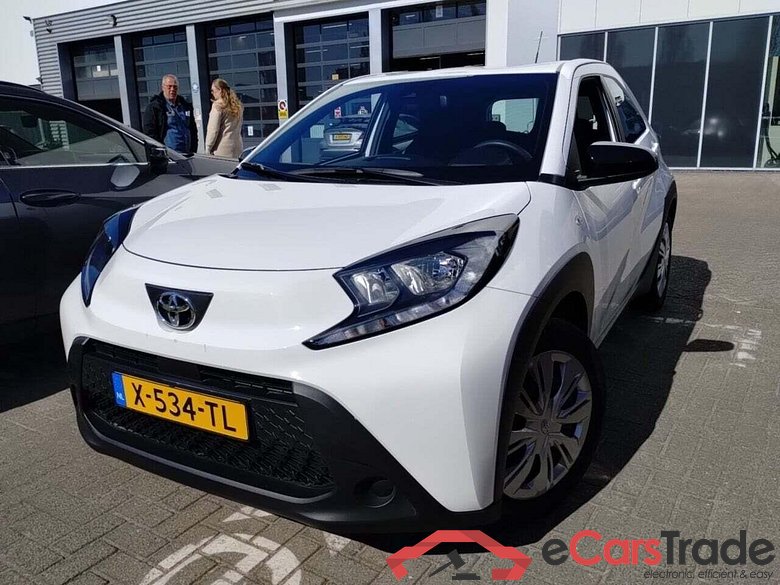 TOYOTA Aygo X 1.0 VVT-i MT Play