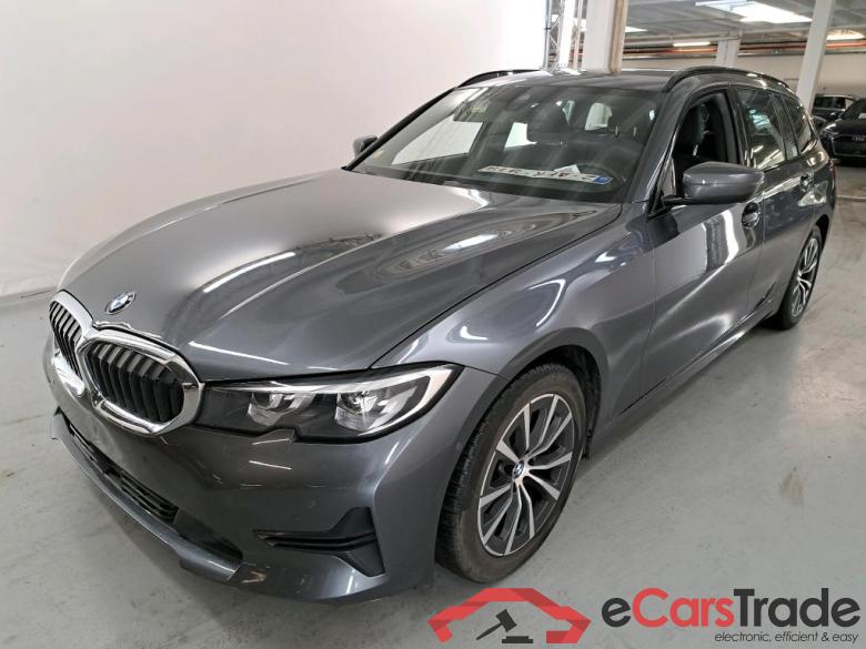 BMW 3 SERIES TOURING 2.0 318DA (110KW) TOURING Storage  Mirror Business Model Advantage #1