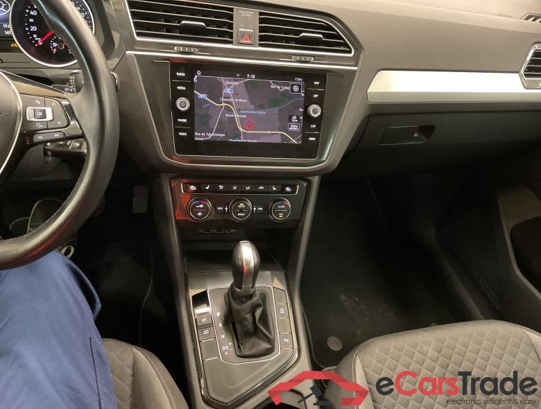 VOLKSWAGEN Tiguan 1.4 TSI ACT 110 kW (150 ch) 6 vitesses DSG #4