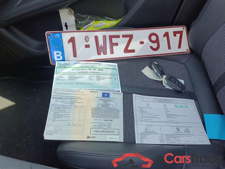 Peugeot 5008 1.5 BlueHDi 96kW S&S EAT8 Allure 5d !!Technical issue!! #4