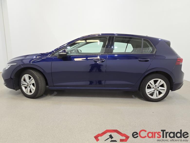 Volkswagen Golf 1.0 TSI Life LED Virtual Ambient Navi KeylessGo Camera Klima PDC ... #2