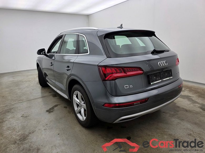 Audi Q5 Business Edition Sport 35 TDI 5d #3