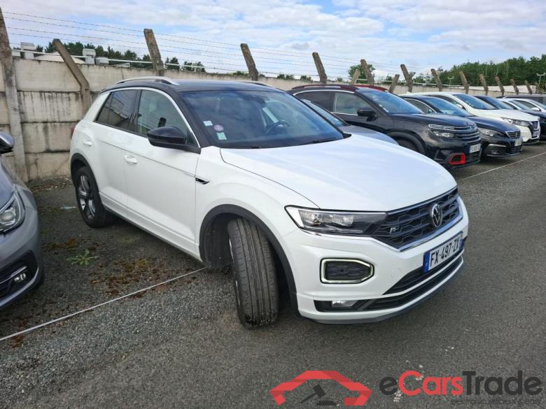 Volkswagen 1.5 TSI 150 EVO R-LINE DSG7 VOLKSWAGEN T-Roc / 2017 / 5P / SUV 1.5 TSI 150 EVO R-LINE DSG7 #4