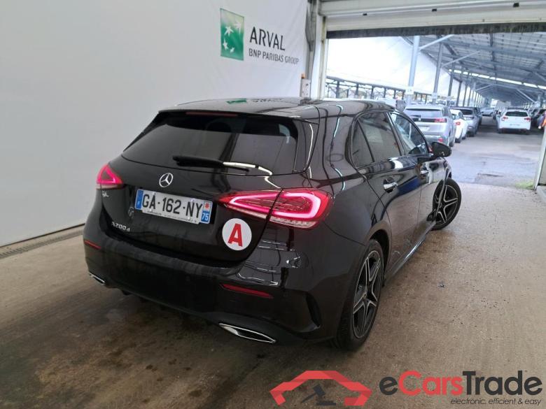 Mercedes A 200 d AMG Line 8G-DCT MERCEDES-BENZ Classe A Compact / 2018 / 5P / Berline A 200 d AMG Line 8G-DCT #3