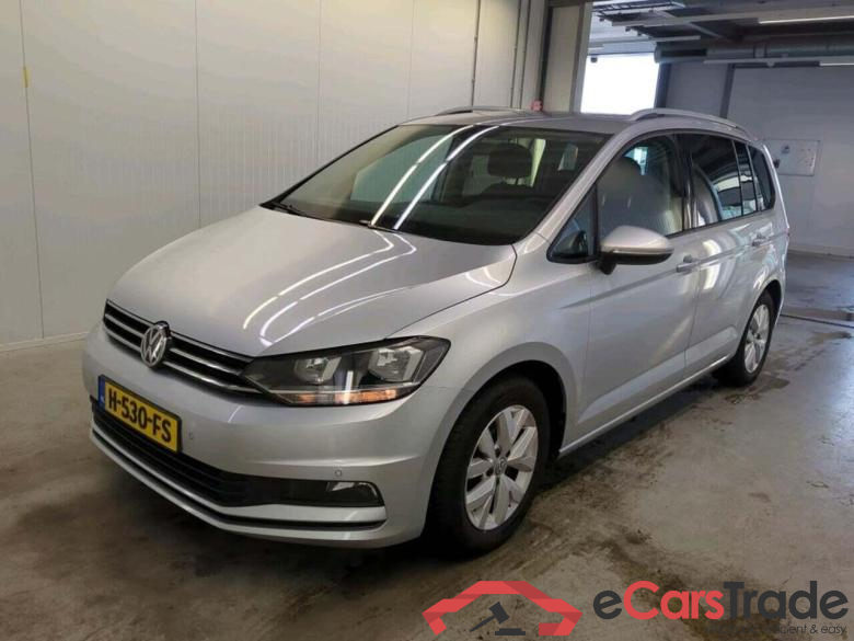 VOLKSWAGEN TOURAN 1.5 TSI Comf.l. Bns.