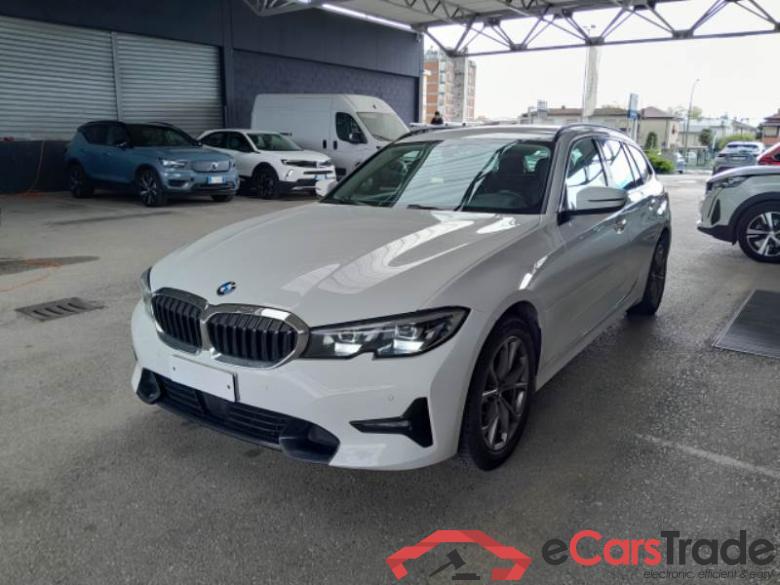 BMW 201 BMW SERIE 3 / 2018 / 5P / STATION WAGON 318D 48V SPORT TOURING AUTO #1