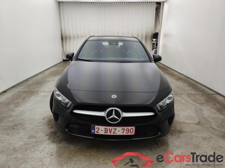 Mercedes-Benz A-Klasse A 180 d Business Solution Aut. 5d #1