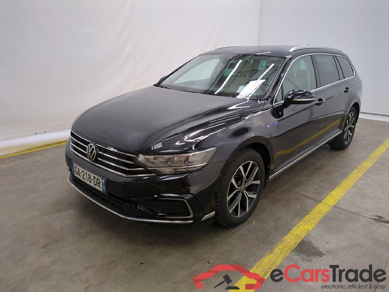 Volkswagen 1.4 TSI DSG HYBRIDE RECHARGEABLE SW GTE VOLKSWAGEN Passat SW / 2019 / 5P / Break 1.4 TSI DSG HYBRIDE RECHARGEABLE SW GTE