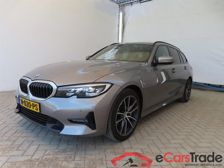 BMW 3-SERIE TOURING 330i Exec. Edition #1